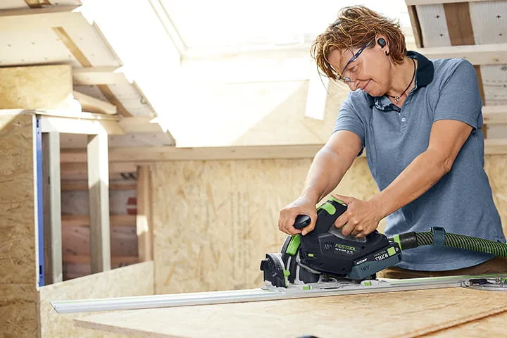 Akkus merülőfűrész TSC 55 KS